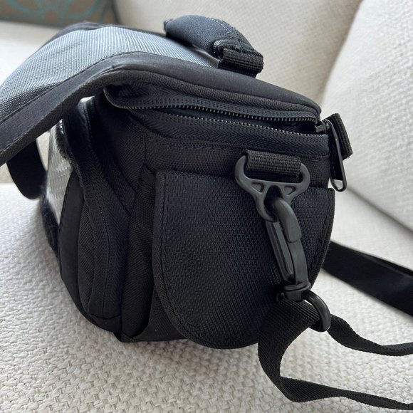 Camera Bag - Picture 2 of 9